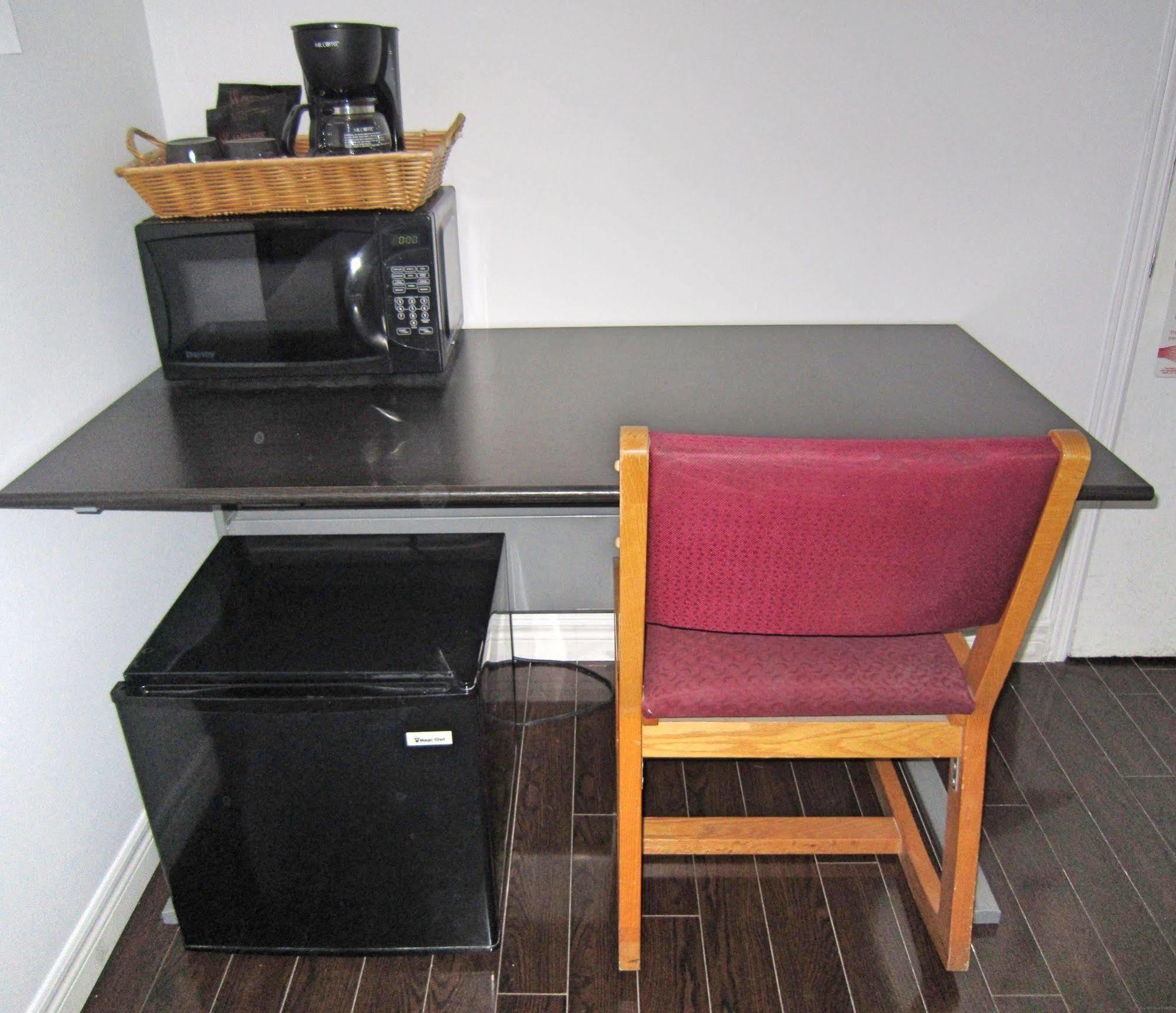 Spadina 11 Guesthouse Торонто Екстер'єр фото